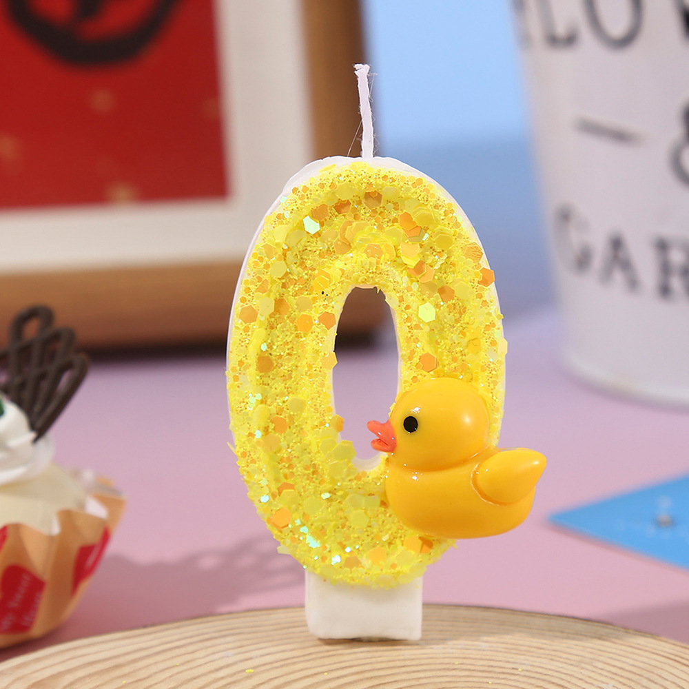 Bright Yellow Little Yellow Du - Holiday Candle Set 评论和价格